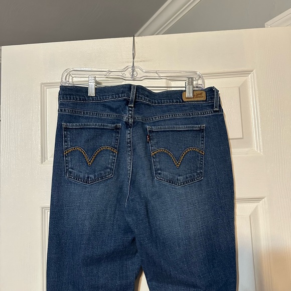 Levi’s Women’s 505 Straight Leg Denim Jeans - Picture 8 of 14